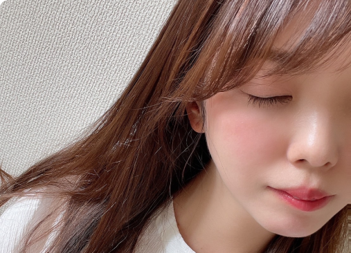 女性